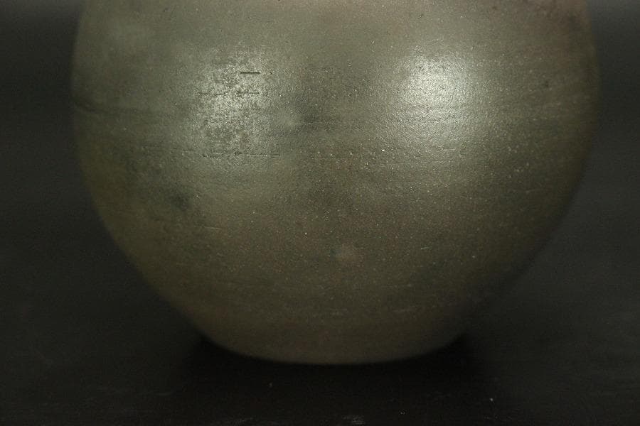Kuroda Takashi Kasama Yaki Yokote Teapot Yakishime Stoneware with Tomobako