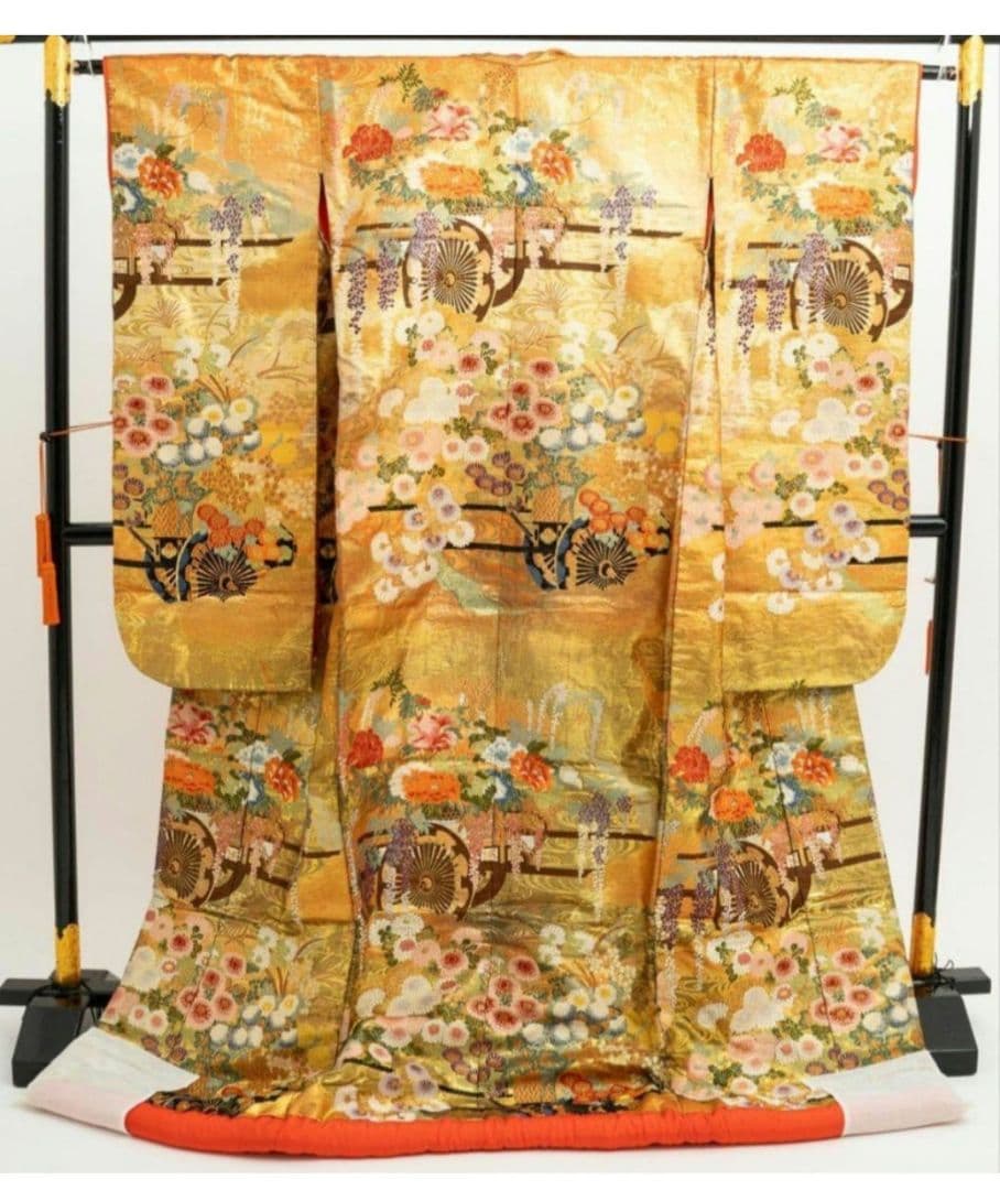 Iro-Uchikake Bridal Kimono Silk Gold Thread Embroidery Hanaguruma Peony Chrysanthemum