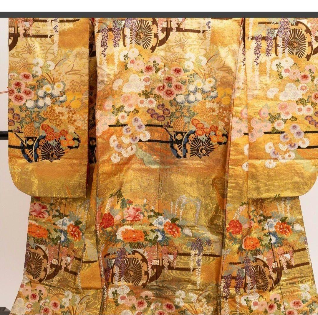 Iro-Uchikake Bridal Kimono Silk Gold Thread Embroidery Hanaguruma Peony Chrysanthemum