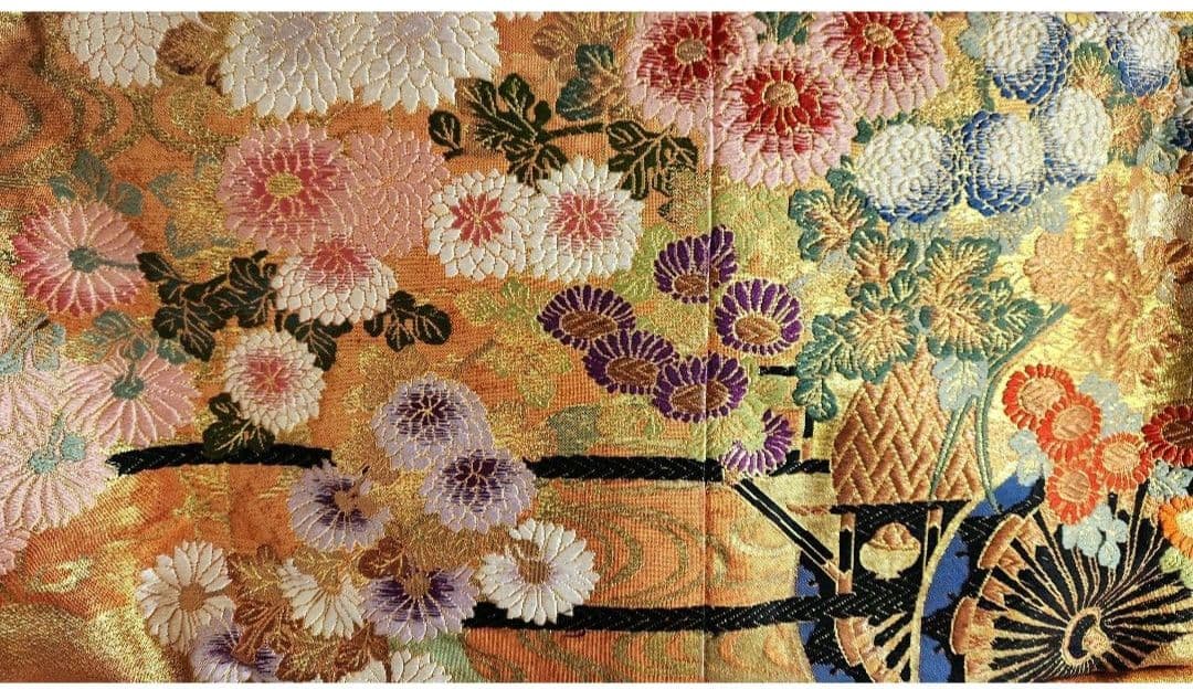 Iro-Uchikake Bridal Kimono Silk Gold Thread Embroidery Hanaguruma Peony Chrysanthemum