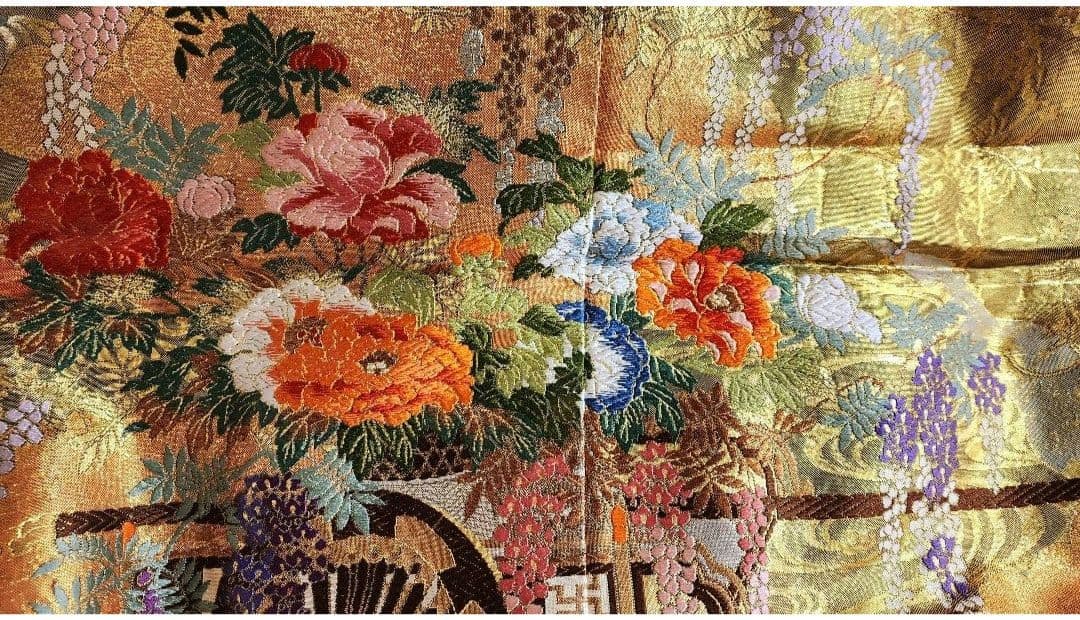 Iro-Uchikake Bridal Kimono Silk Gold Thread Embroidery Hanaguruma Peony Chrysanthemum