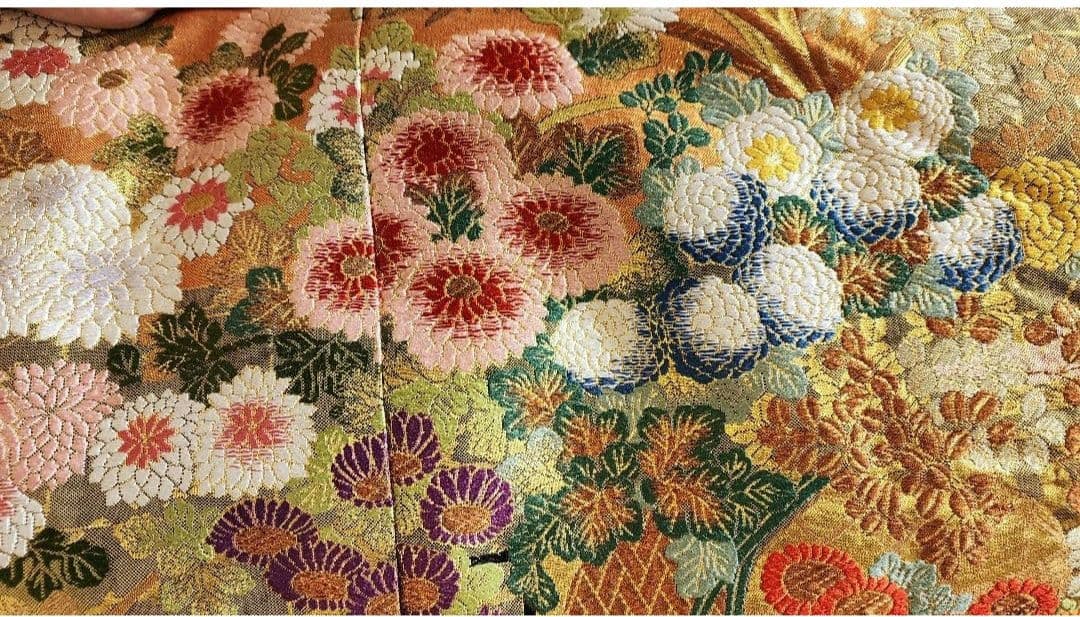 Iro-Uchikake Bridal Kimono Silk Gold Thread Embroidery Hanaguruma Peony Chrysanthemum