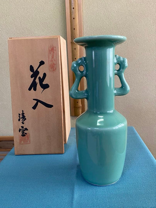 Seiho Hanaire Celadon Phoenix-Ear Flower Vase with Tomobako