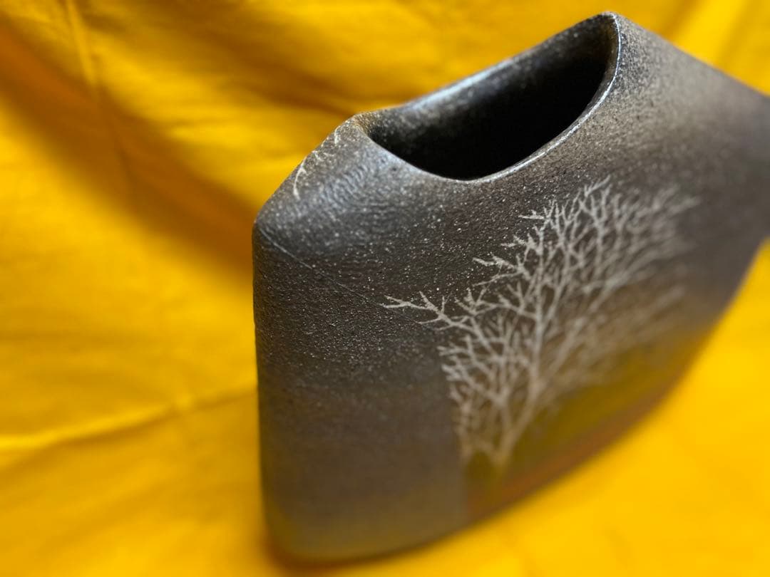 Moriyoshi Saeki Mashiko Ware Zogan Inlay Tree Motif Flattened Jar Hentsubo w/ Box