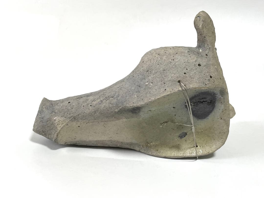 Ken Mihara Stoneware Beast-Head Wall-Hanging Flower Vase, Signed Solo Exhibition Work