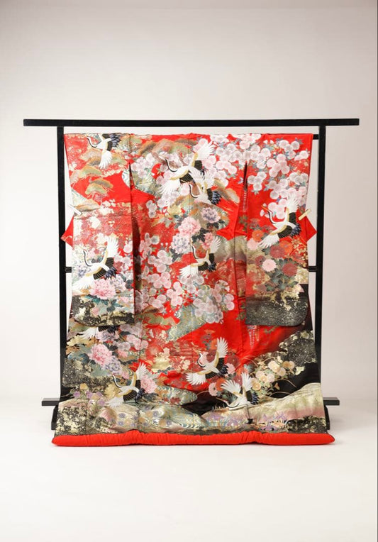 Iro-Uchikake Wedding Kimono Foil-Leaf Gold Thread Vermilion Silk with Cranes and Peonies