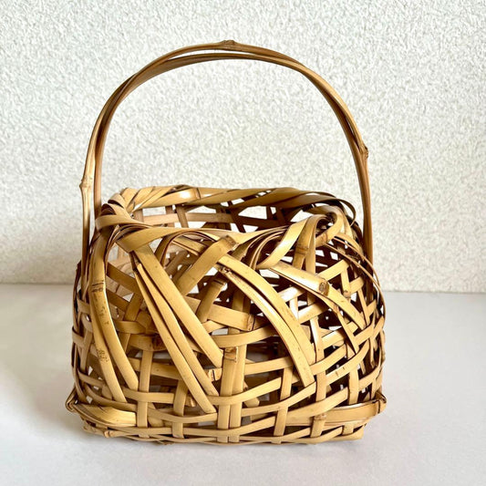 Suzuki Gangansai Sozen Flower Basket White Bamboo, Tea Ceremony, with Box