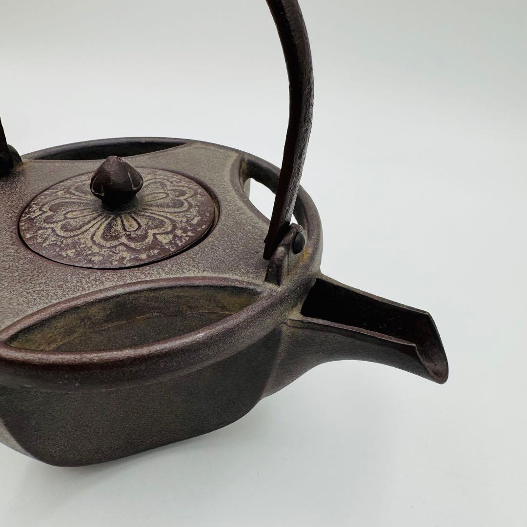 Takahashi Keiten Choshi Sake Server Shippo Design, Tomobako