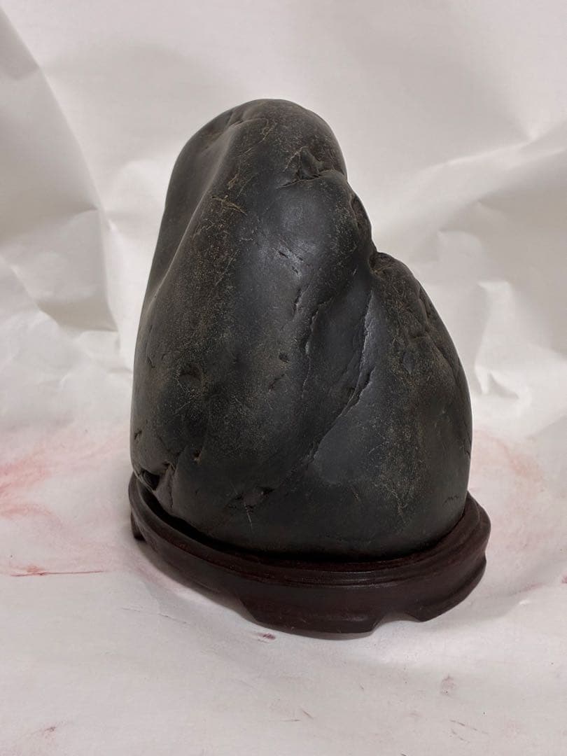 Kamuikotan Makuro-ishi Suiseki Viewing Stone from Hokkaido with Stand