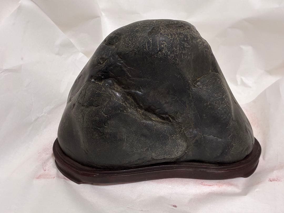Kamuikotan Makuro-ishi Suiseki Viewing Stone from Hokkaido with Stand