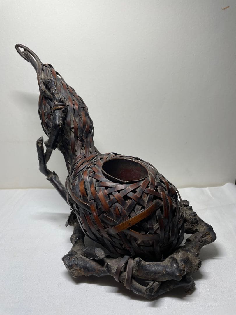 Japanese Bamboo Ikebana Flower Basket Gourd Shape with Driftwood Base