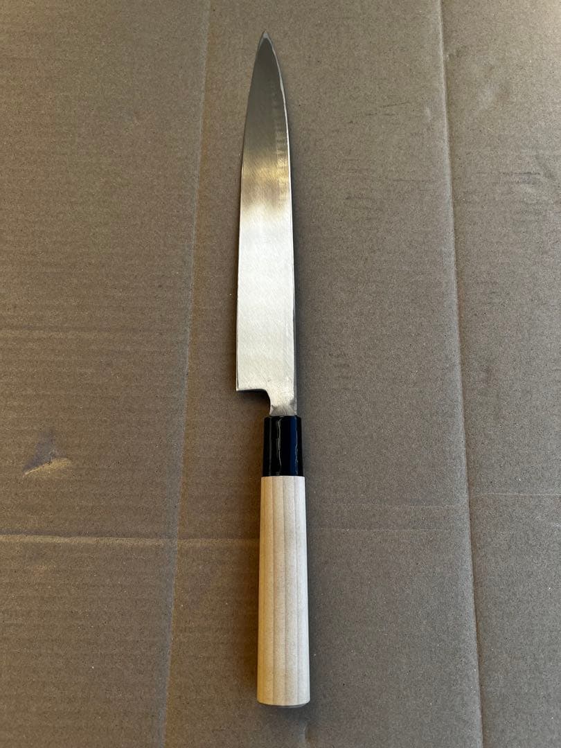 Yanagiba Sashimi Knife Single-Bevel Yasuki Steel Wood Handle Blade 230 mm