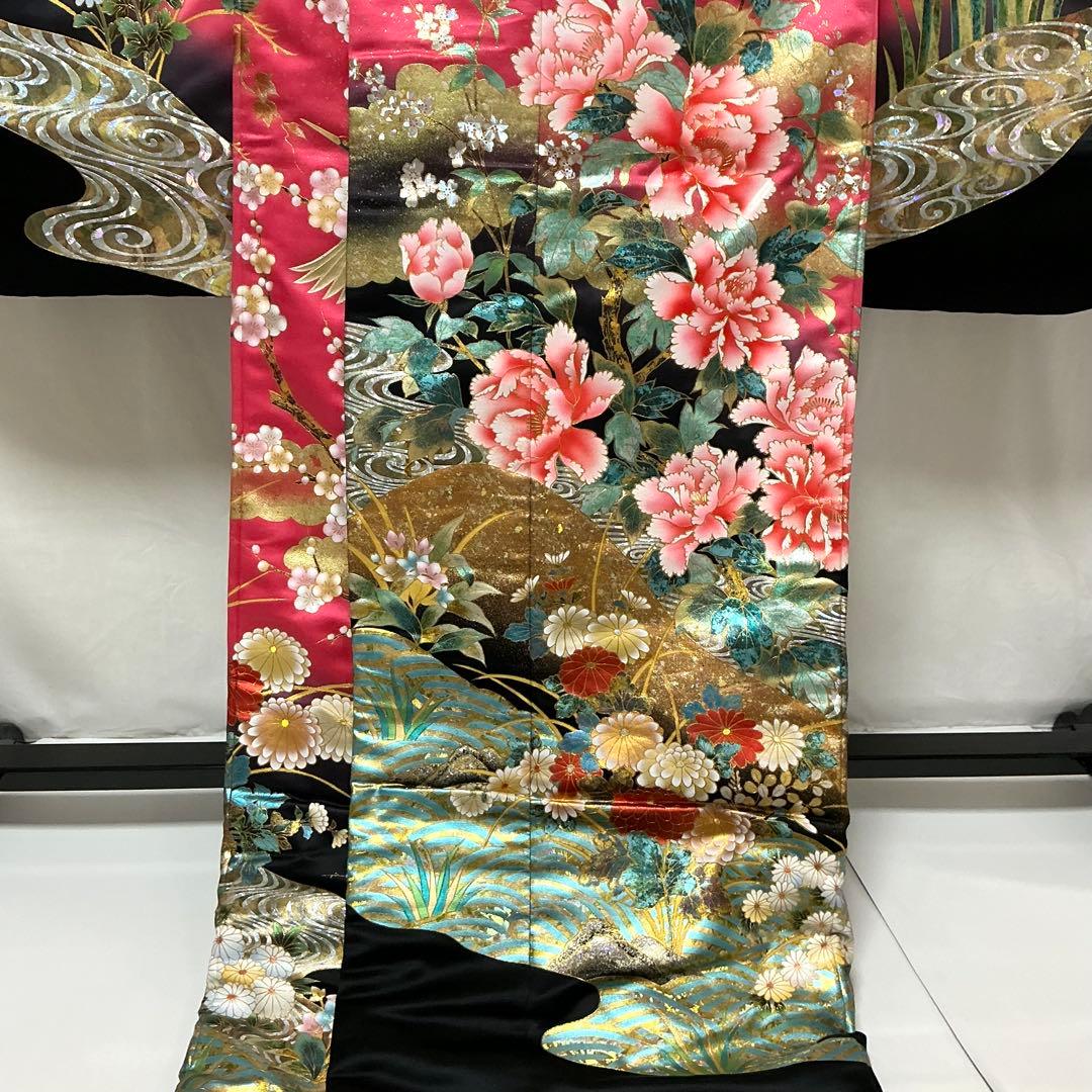 Silk Iro-Uchikake Bridal Kimono Gold Silver Foil Lame Floral Pink