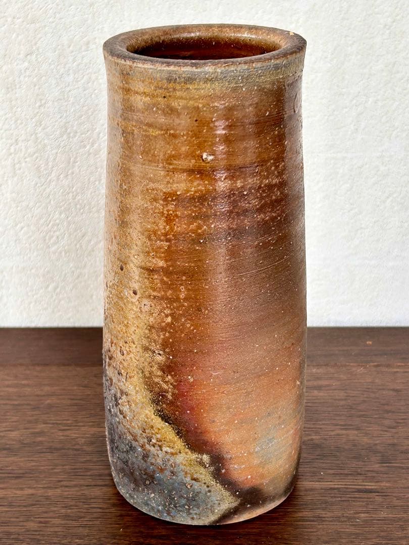 Isezaki Jun Bizen Ware Vase Yakishime, Living National Treasure, with Original Box, Height approx. 21.3 cm