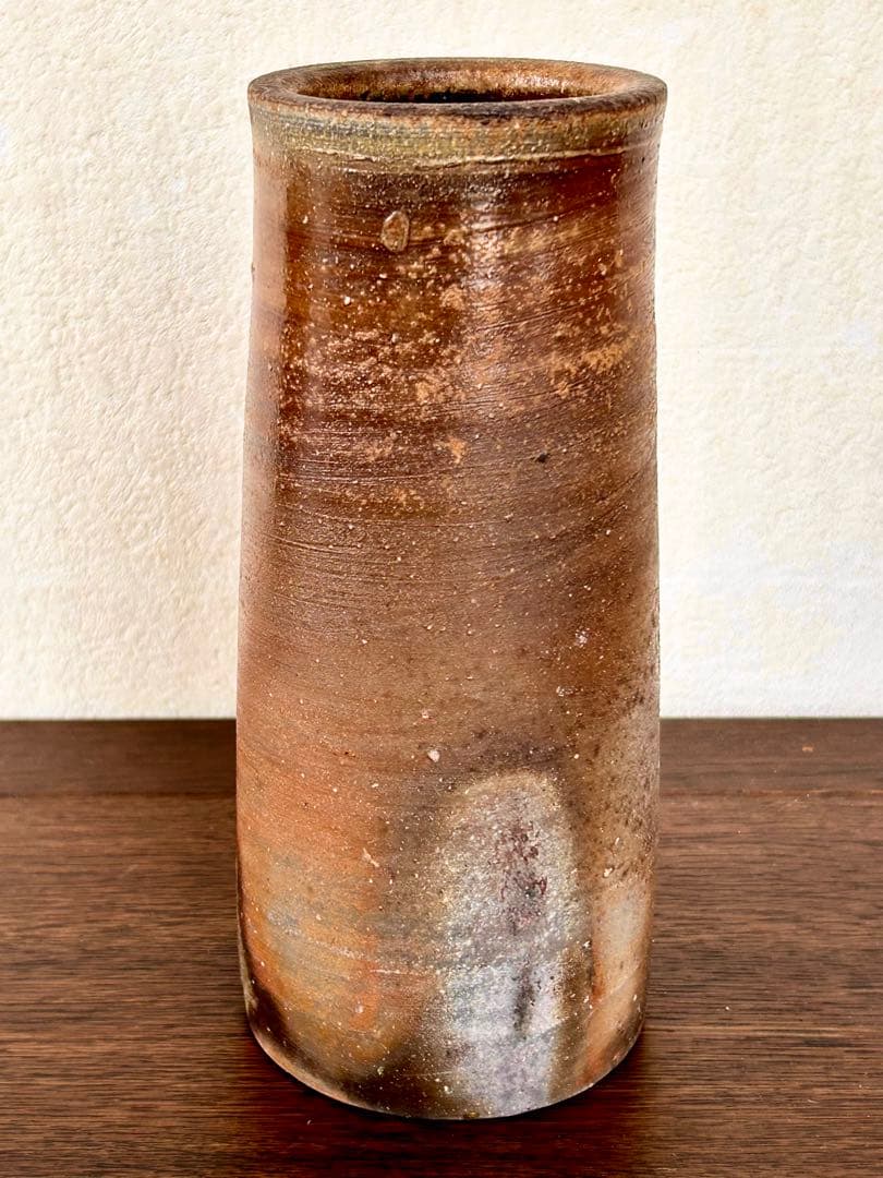 Isezaki Jun Bizen Ware Vase Yakishime, Living National Treasure, with Original Box, Height approx. 21.3 cm