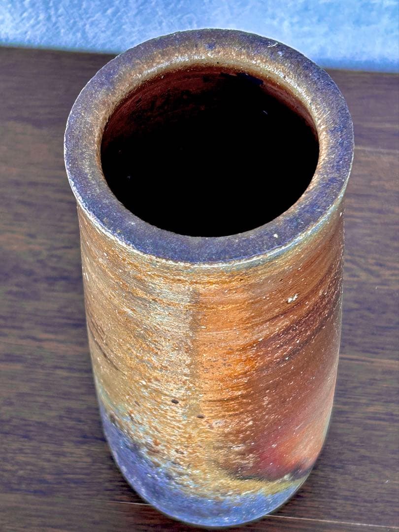 Isezaki Jun Bizen Ware Vase Yakishime, Living National Treasure, with Original Box, Height approx. 21.3 cm