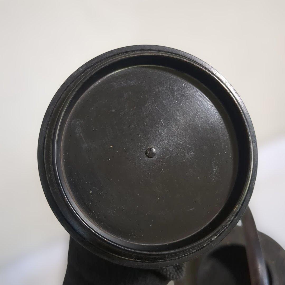 Japanese Cast Iron Tetsubin Kettle with Tomobako Box