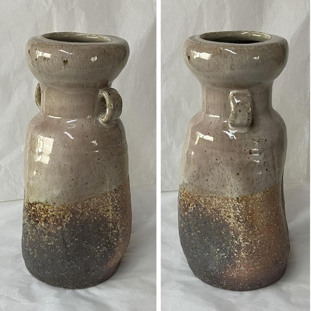 14th Sakakura Shinbei Hagi Ware Eared Flower Vase Haikaburi, with Box
