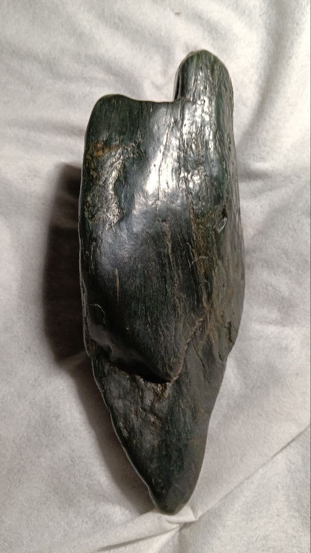 Kamuikotan Suiseki Viewing Stone Twin-Peak Form natural stone with Wooden Stand approx. 17 cm
