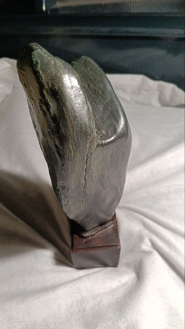 Kamuikotan Suiseki Viewing Stone Twin-Peak Form natural stone with Wooden Stand approx. 17 cm