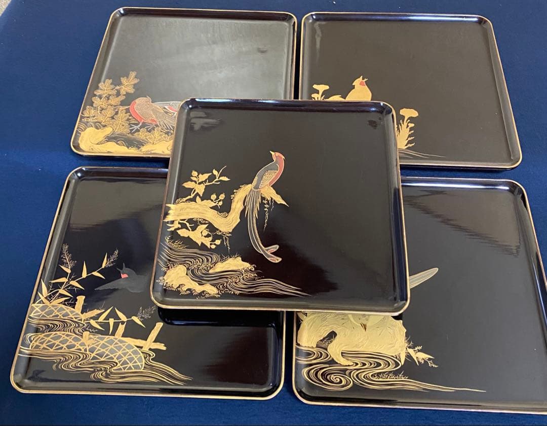 Black Lacquer Suimono Trays Set of 10, Gold Maki-e Flower & Bird Designs, Wood Box