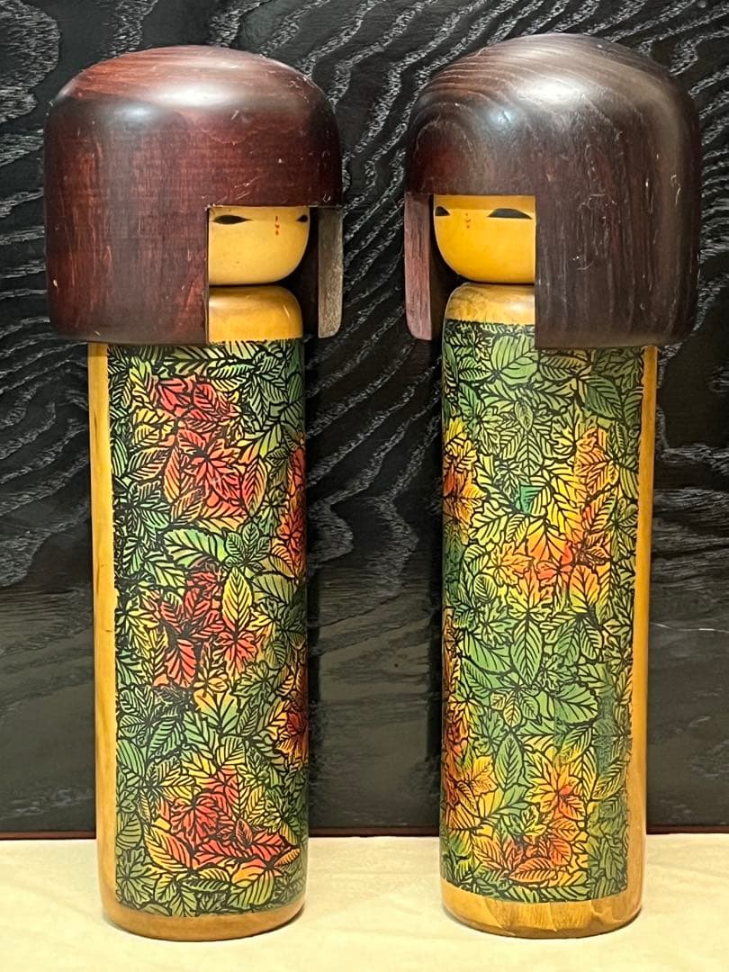 Usaburo Kokeshi Wooden Dolls Set of 2 Okappa Agriculture Minister Award