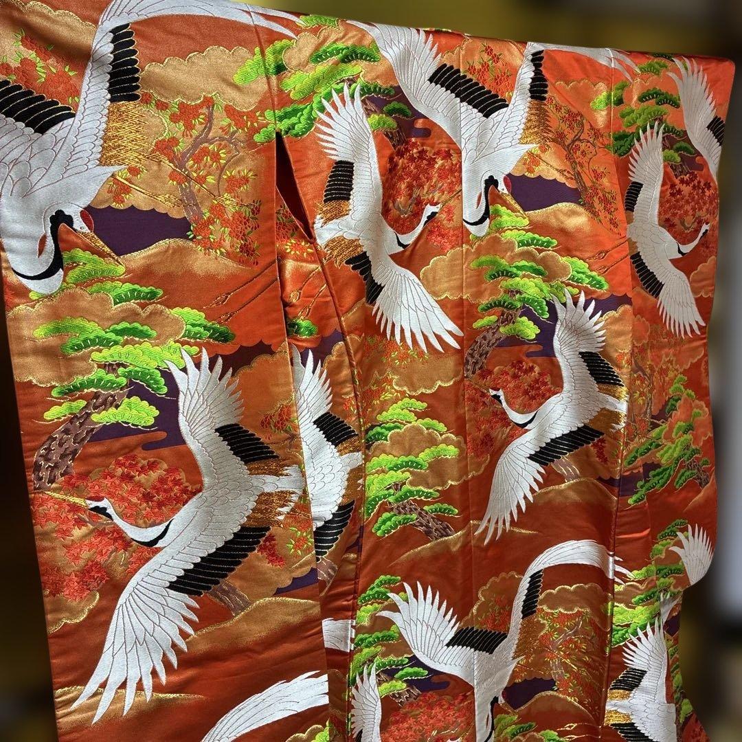 Uchikake Iro-uchikake Wedding Kimono Pure Silk Nishijin-ori Red with Cranes