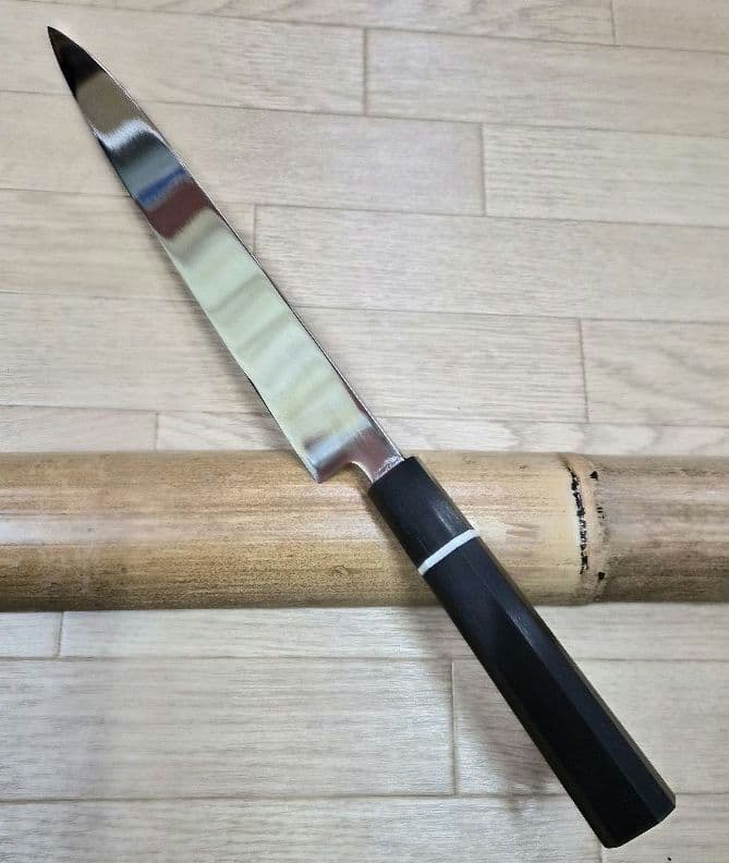 Yanagiba Sashimi Knife Mirror-Polished VG-10 Steel Ebony Octagonal Handle