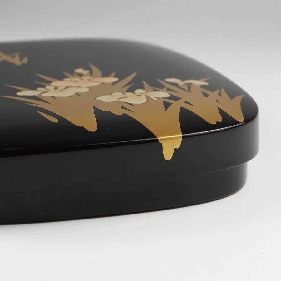 Heiando Korin Maki-e Lacquer Suzuribako Inkstone Box with Tomobako