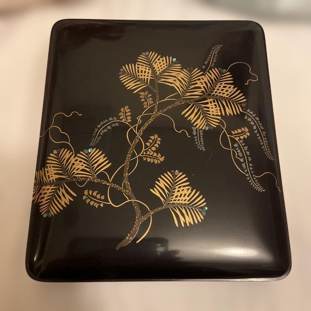 Japanese Maki-e Lacquer Writing Box Fumibako with Calligraphy Set, Gold Leaf 22.5 cm x 20 cm x 4.2 cm