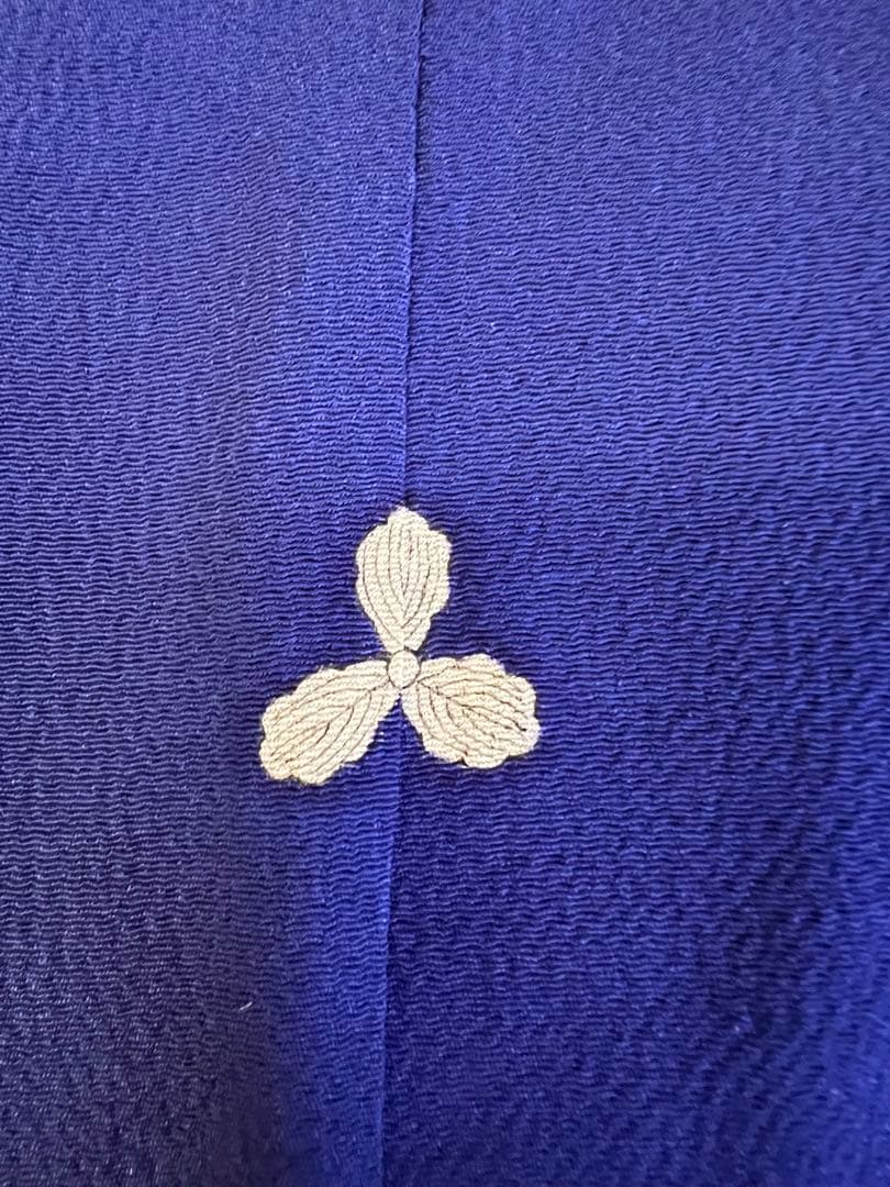 Ohikizuri Geisha Kimono Silk with Chrysanthemum Floral, Three Crests, c.1945