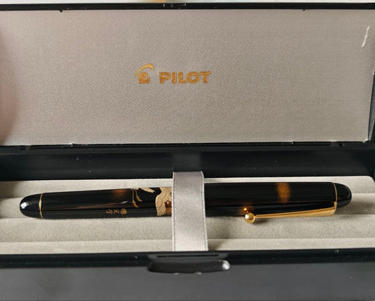 Pilot Custom 742 Fountain Pen Crane Maki-e 14K Nib Medium (M)