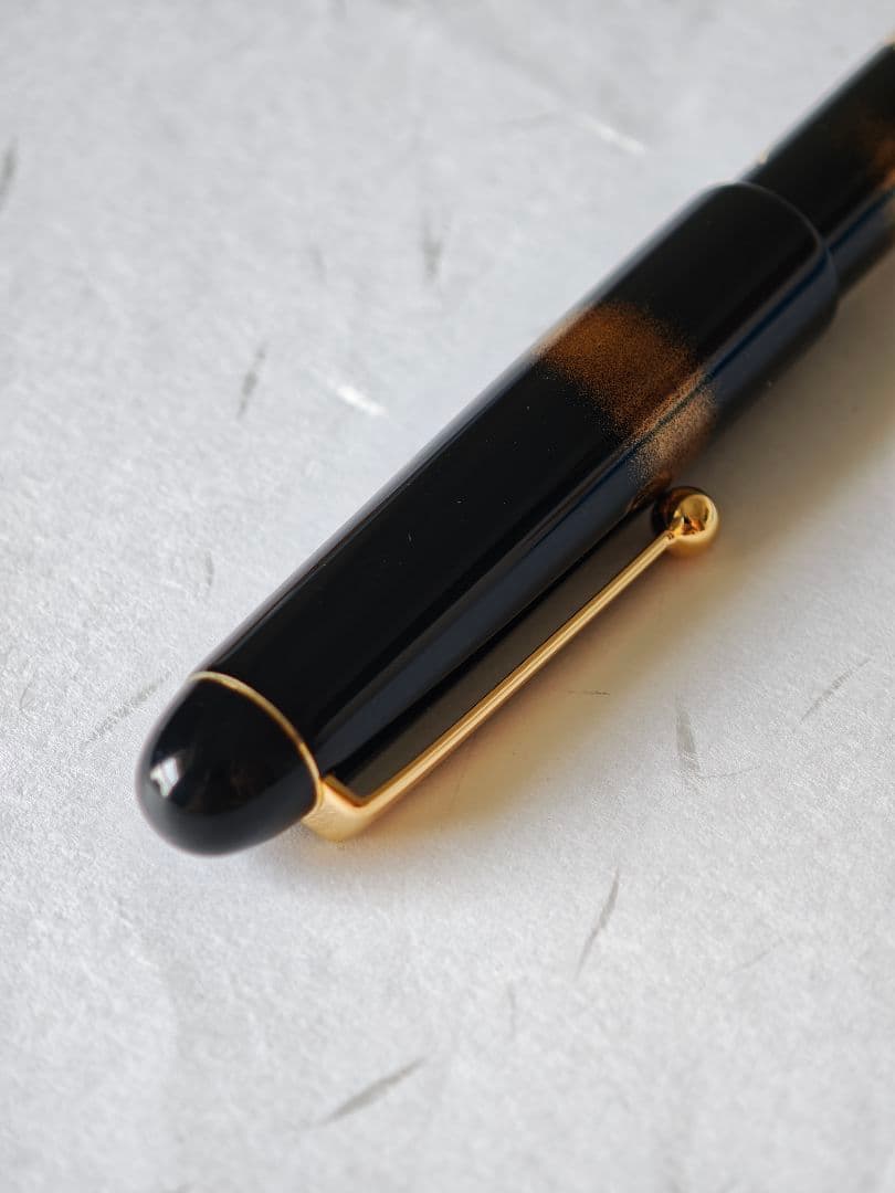 Pilot Custom 742 Fountain Pen Crane Maki-e 14K Nib Medium (M)