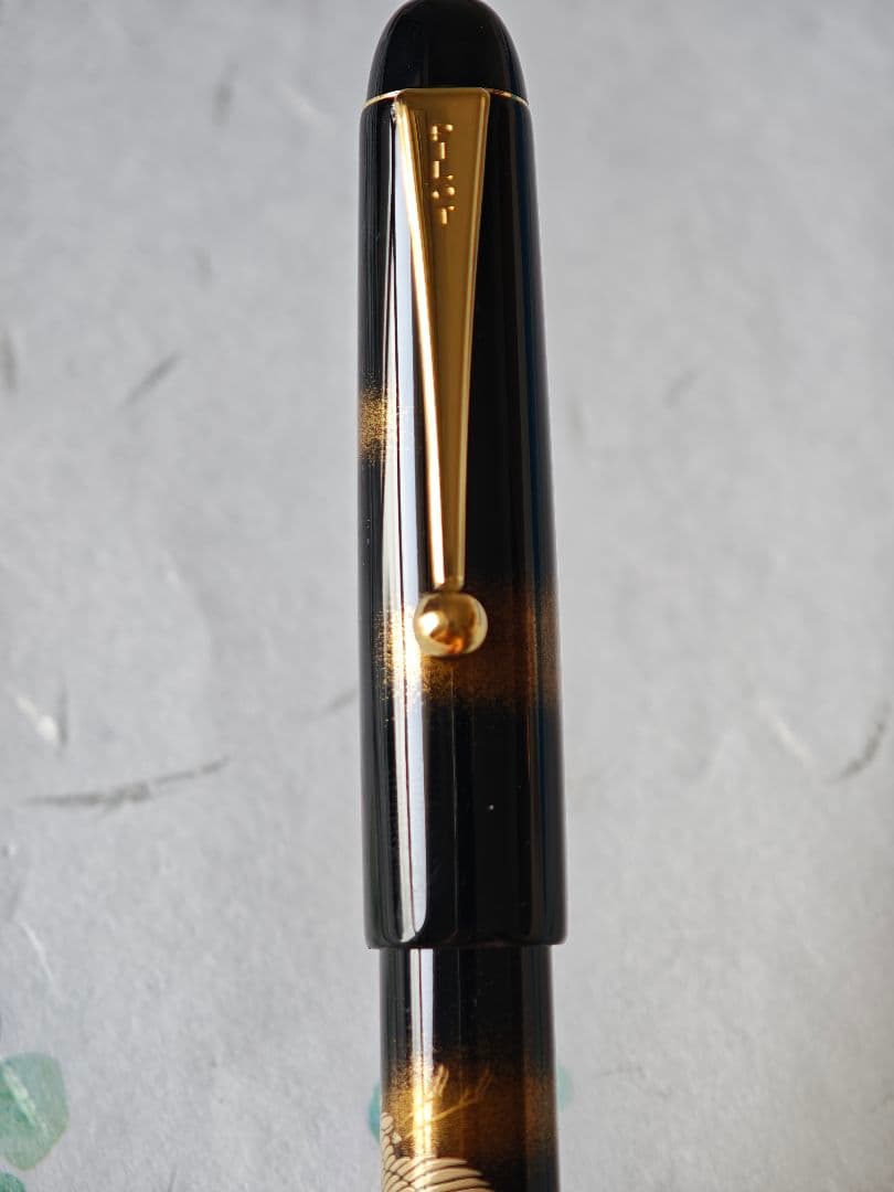 Pilot Custom 742 Fountain Pen Crane Maki-e 14K Nib Medium (M)