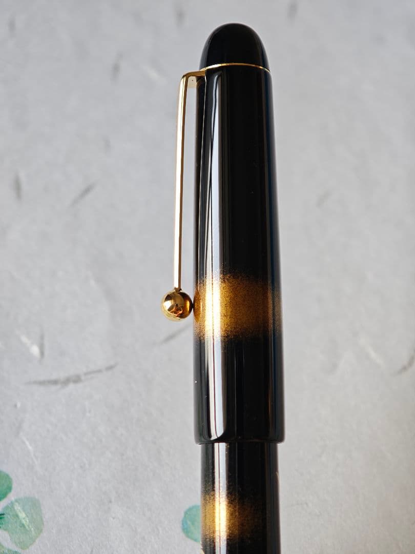 Pilot Custom 742 Fountain Pen Crane Maki-e 14K Nib Medium (M)