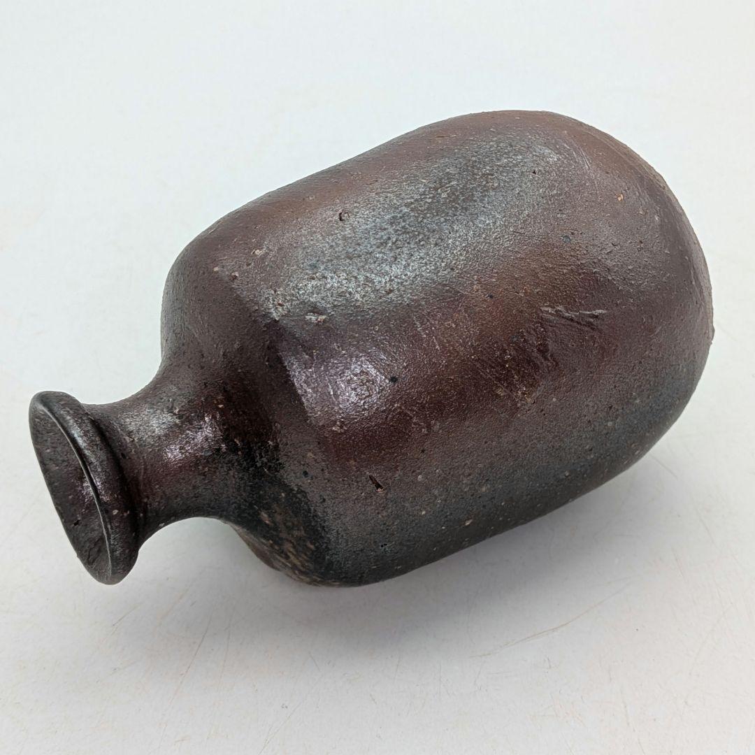 Bizen Ware Sake Tokkuri by Isezaki Taku with Original Box and Cloth, Ta Seal
