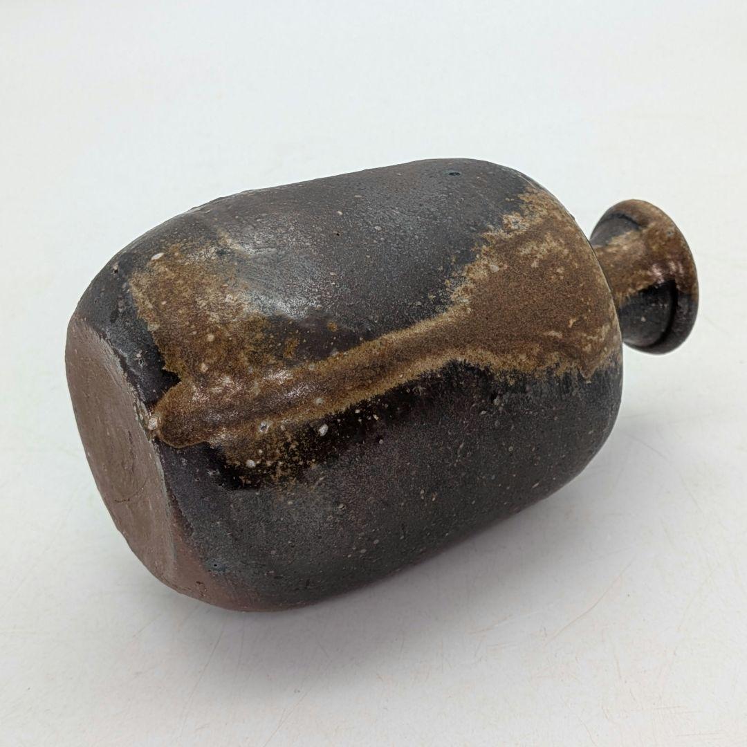 Bizen Ware Sake Tokkuri by Isezaki Taku with Original Box and Cloth, Ta Seal