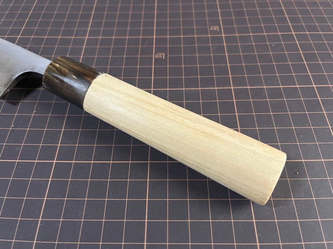 Yusei Deba Knife Minoroshi Hosodeba Shirogami No.2 Buffalo Horn Handle 18 cm