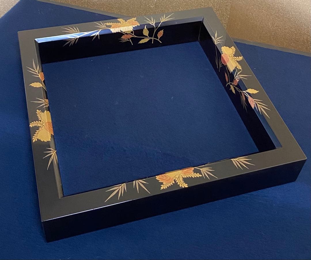 Keishin Japanese Tea Ceremony Robuchi Hearth Frame Shinnuri Lacquer Kiri Take Maki-e Approx. 42 cm square x height approx. 6.5 cm