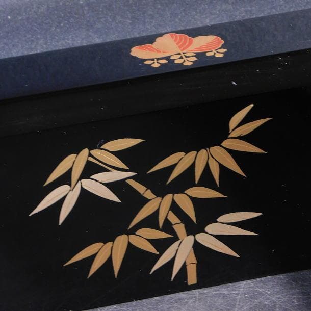 Watanabe Shinichi Robuchi Hearth Frame Wajima Lacquer Shikunshi Kodaiji Maki-e Shin-nuri