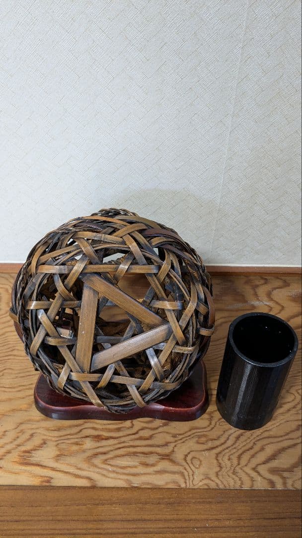 Japanese Bamboo Flower Basket Hanakago with Insert Tube for Ikebana Decor