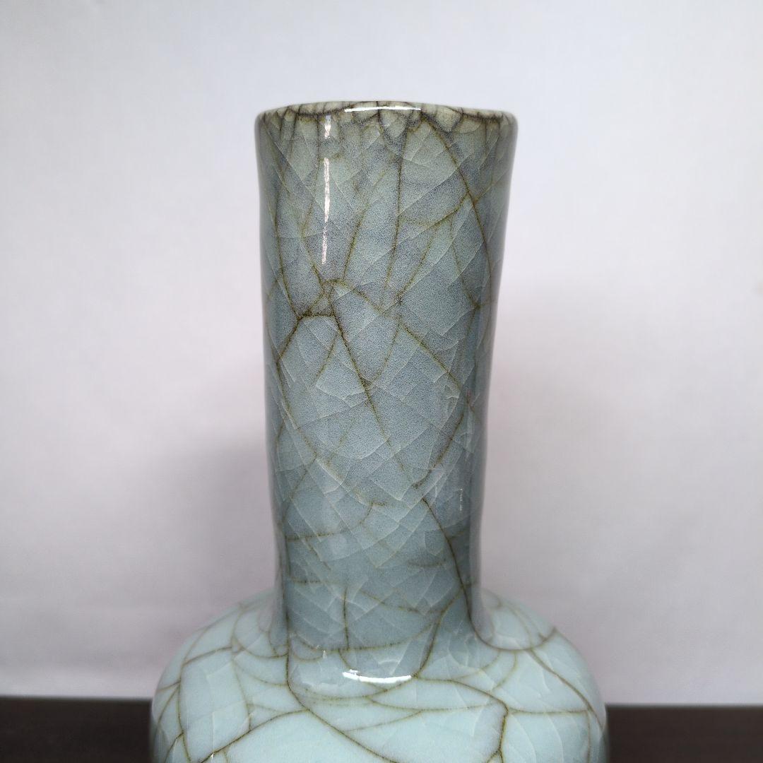 Celadon Seiji Vase by Shimizu Uichi Living National Treasure with Signed Box and Cloth