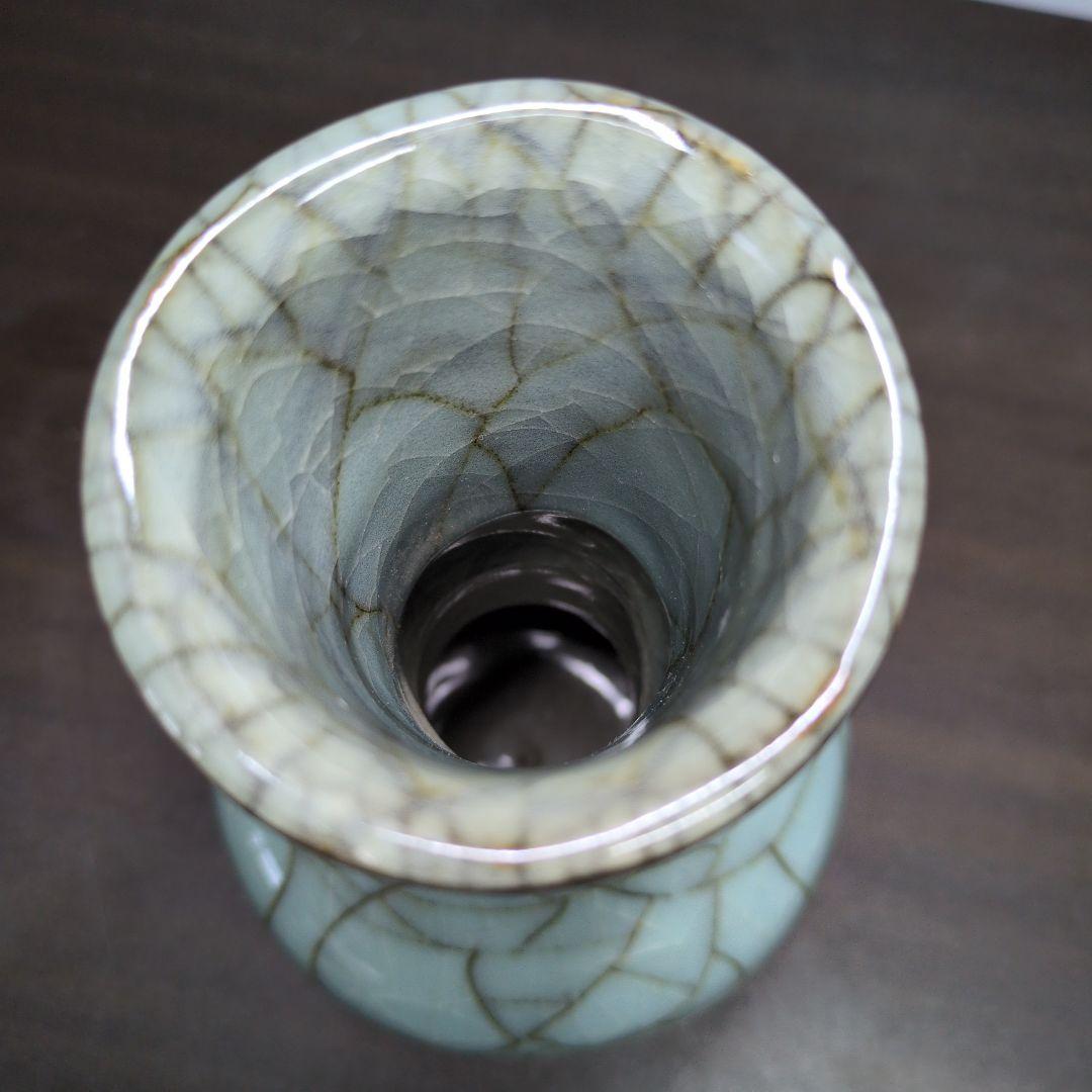 Celadon Seiji Vase by Shimizu Uichi Living National Treasure with Signed Box and Cloth