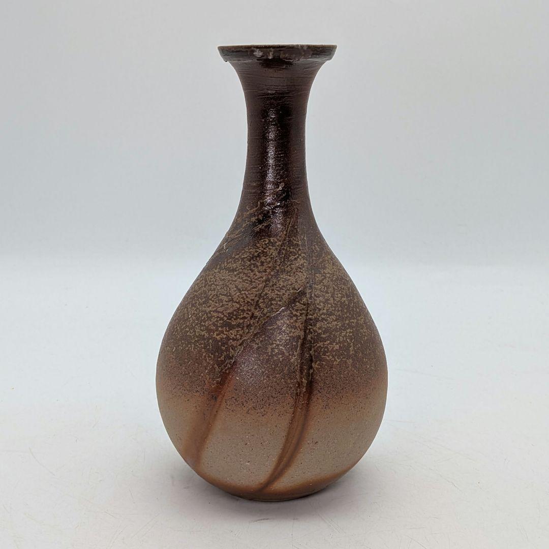 Bizen Ware Inbe Crane-Neck Flower Vase by Isezaki Mitsuru, Sealed with Matching Box