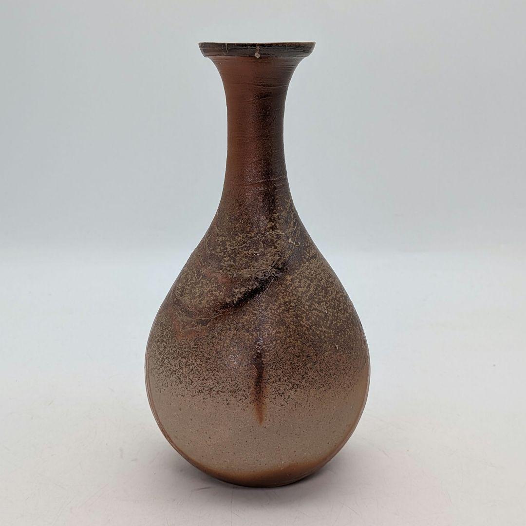 Bizen Ware Inbe Crane-Neck Flower Vase by Isezaki Mitsuru, Sealed with Matching Box