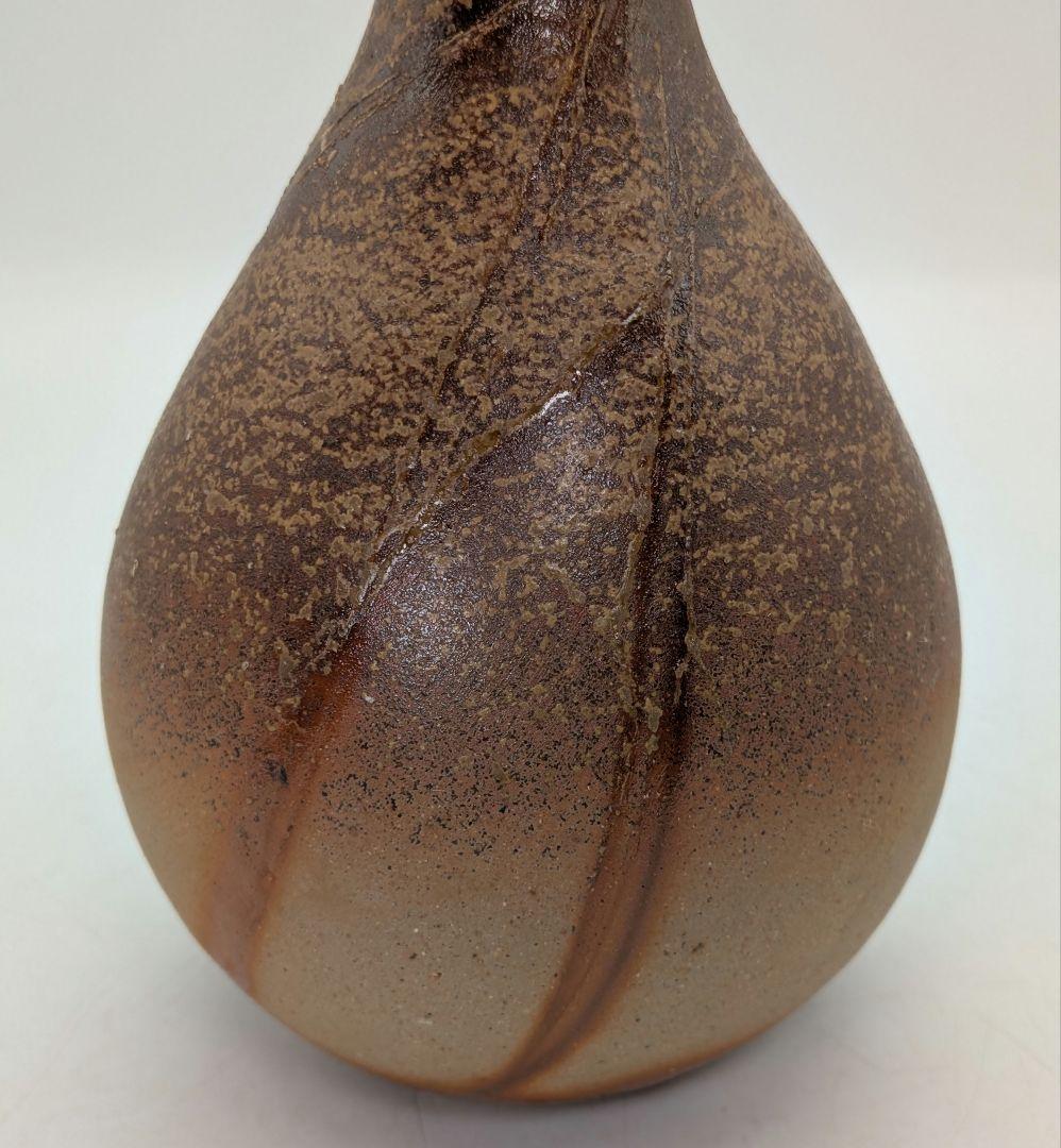Bizen Ware Inbe Crane-Neck Flower Vase by Isezaki Mitsuru, Sealed with Matching Box