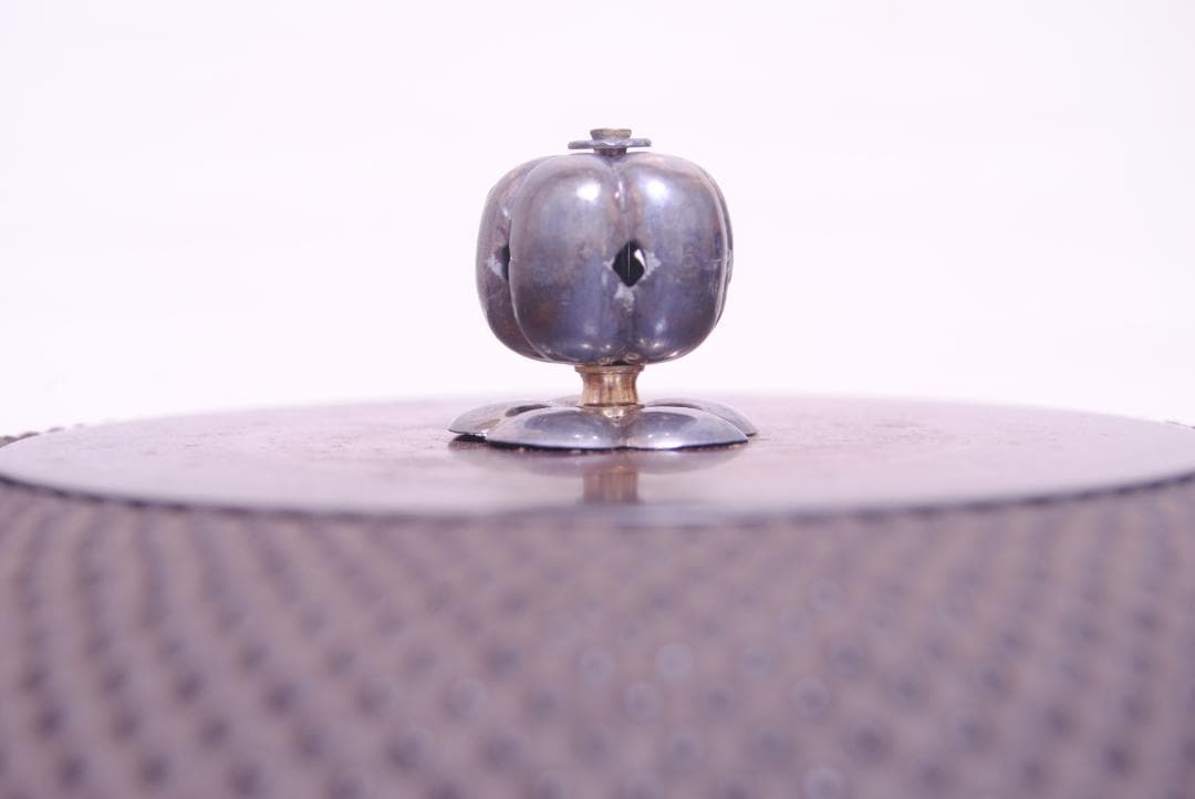 Shoundo Tetsubin Iron Kettle Arare Hailstone Pattern Copper Lid, Body diameter approx. 16 cm, height approx. 21.5 cm