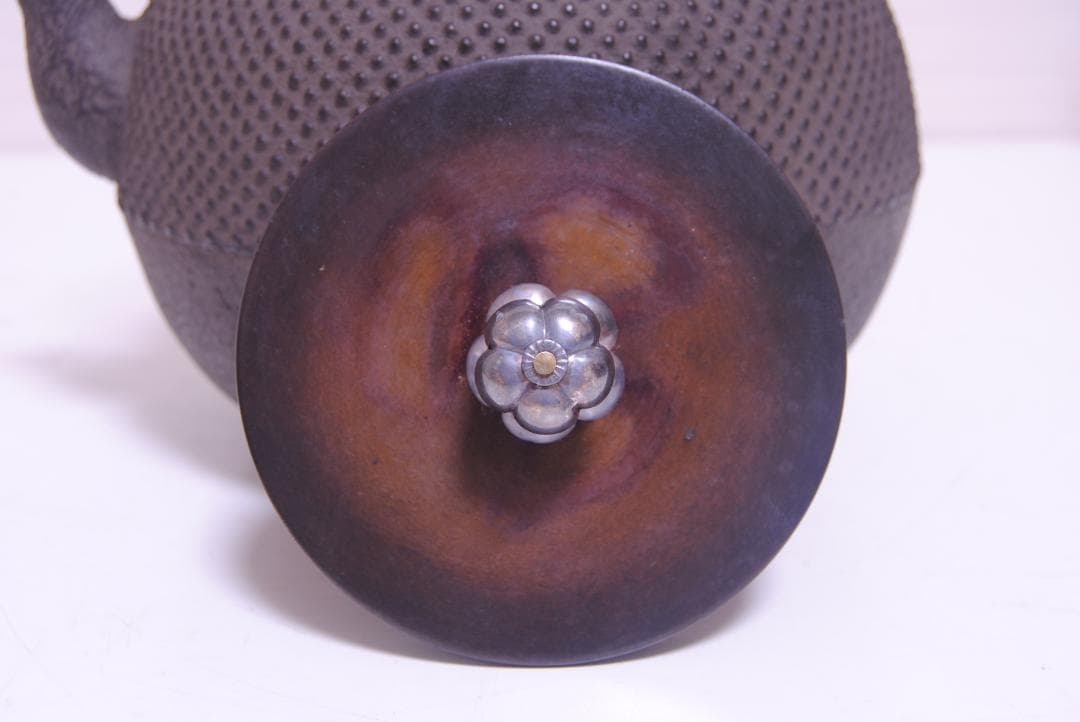 Shoundo Tetsubin Iron Kettle Arare Hailstone Pattern Copper Lid, Body diameter approx. 16 cm, height approx. 21.5 cm