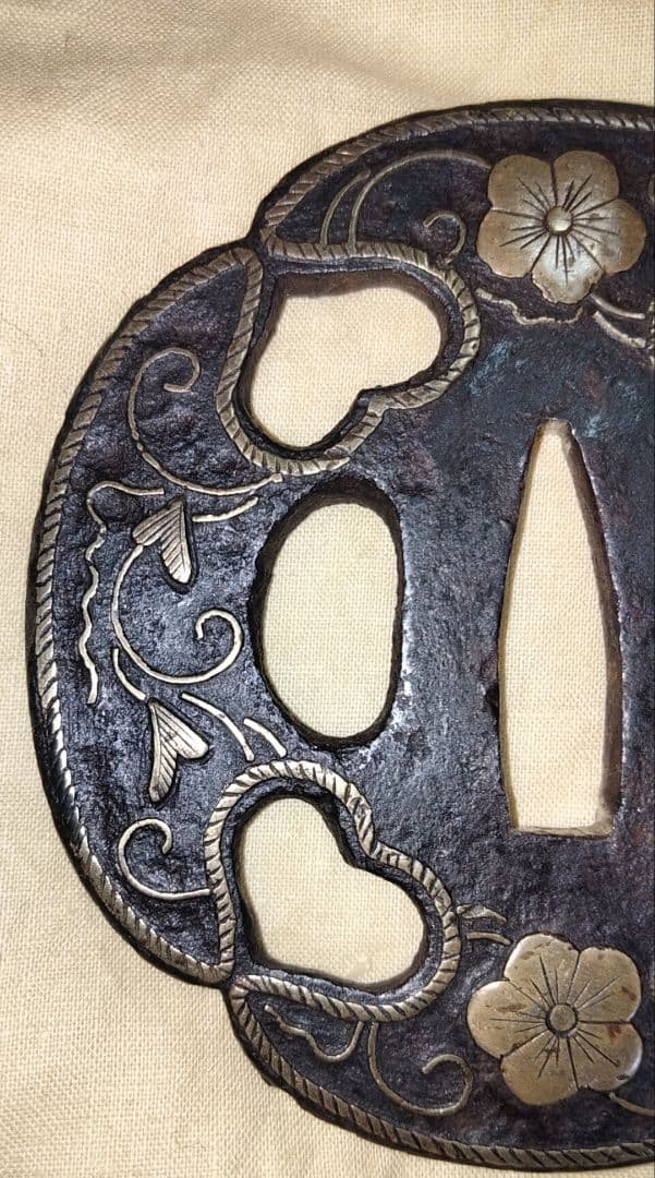 Heianjo Iron Tsuba Brass Inlay Mokko Inome Openwork, Momoyama-Edo Period, with Box