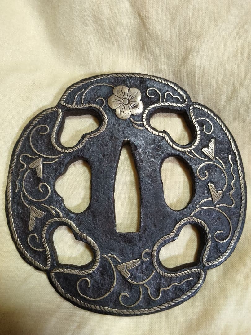 Heianjo Iron Tsuba Brass Inlay Mokko Inome Openwork, Momoyama-Edo Period, with Box
